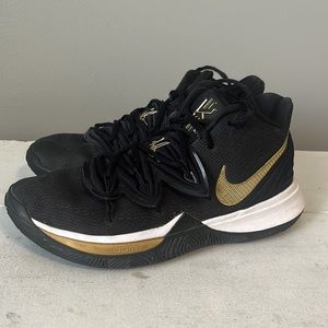 Men’s Nike Kyrie 5 metallic gold and black sneakers